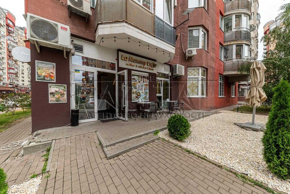 Продажа комерции (175м2) ЖК Лико Град , арендатор 9.8 лет  , Голосеево