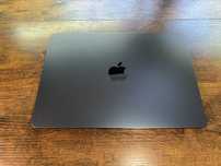 MacBook Air M3 16GB RAM 256GB SSD Midnight Stan bardzo dobry