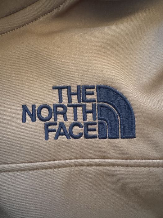 Casaco north face novo