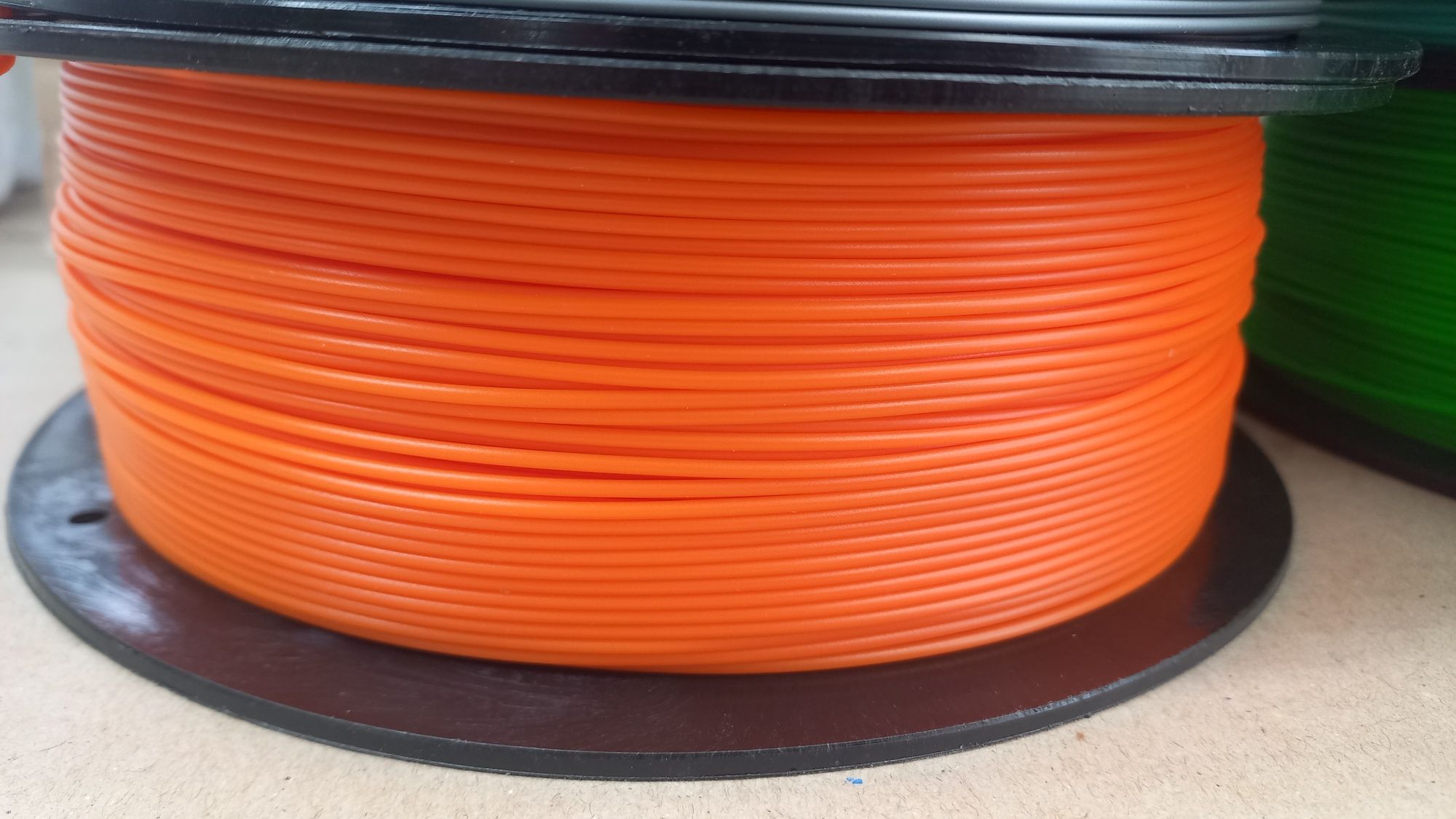 PET-G та PLA пластик кольоровий для 3D принтера 0,8 кг /260 м / 1.75 м