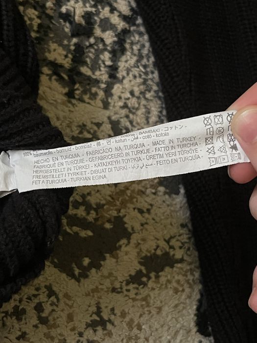 Світер ZARA з пуговицями