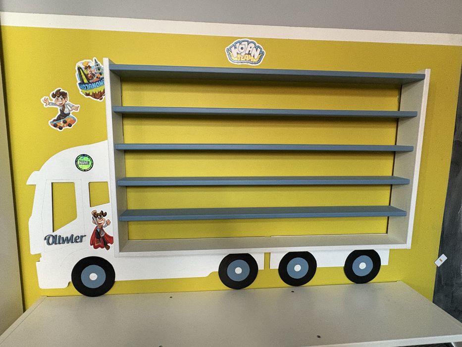 Polka na autka Hot Wheels