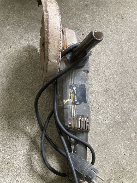 Rebarbadora profissional Black Decker