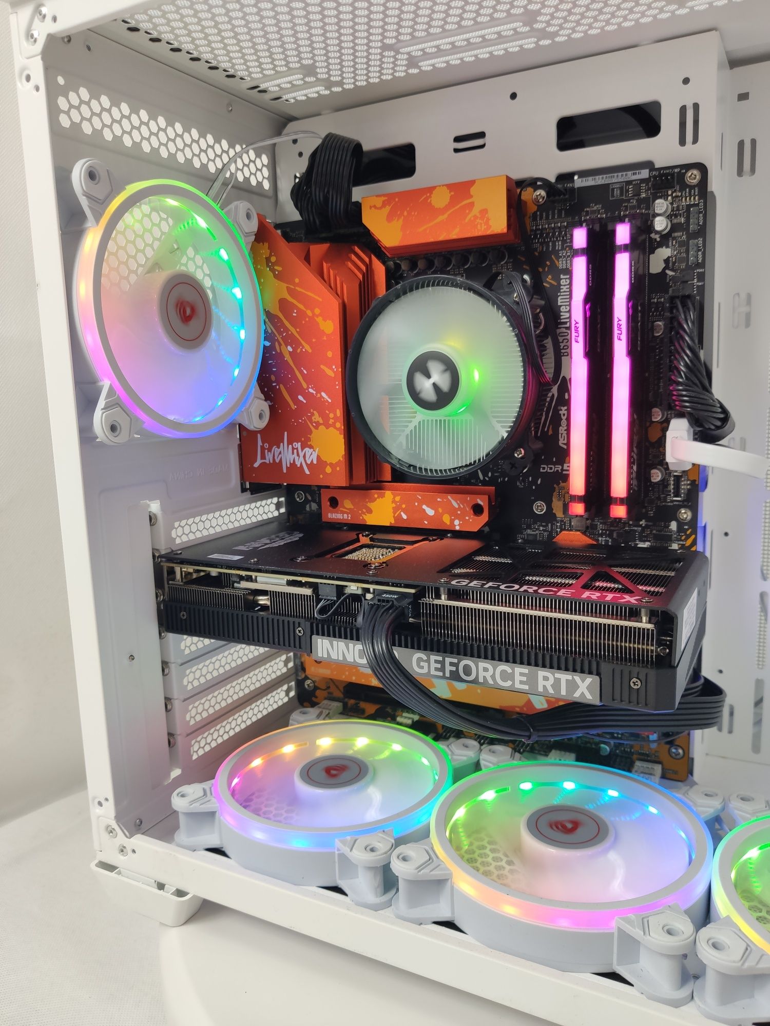Komputer Gamingowy Ryzen 5 7500, RTX 5070, 32 GB,SSD,Win 11,USDC