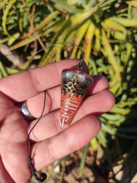 Pêndulo em Orgonite