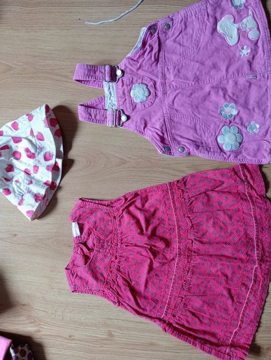 Paka ubrań dla dziewczynki r.74-86