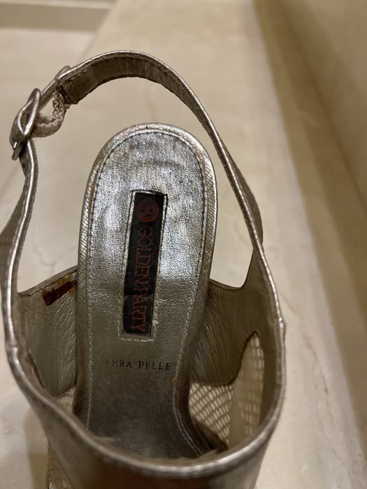 Sandalia cor champanhe