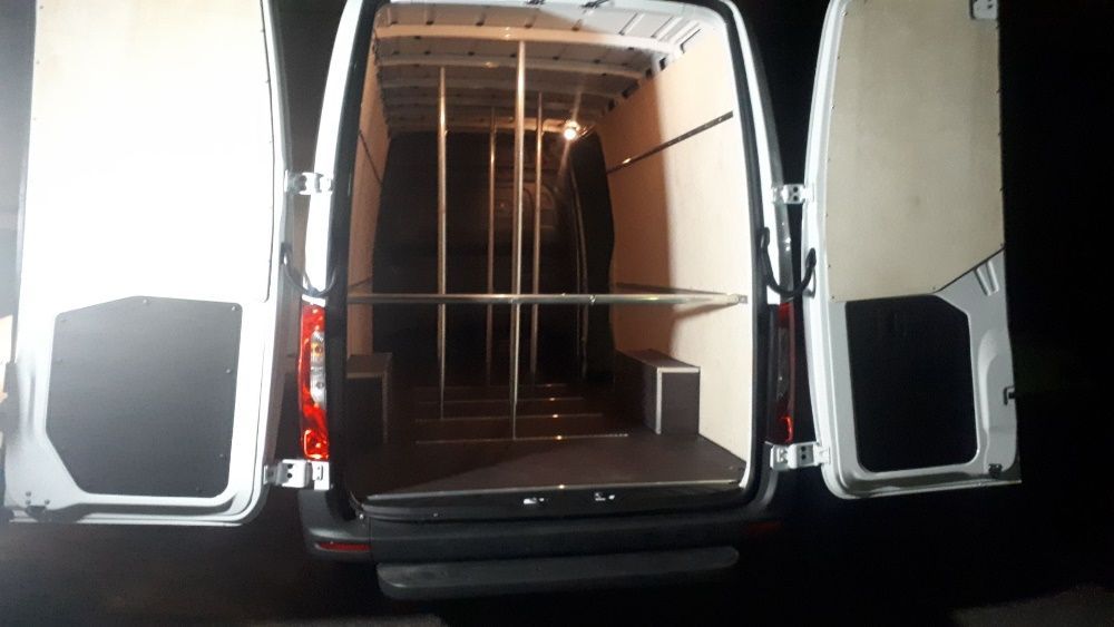 Mercedes Sprinter L2H2 TN Obicie wnętrza