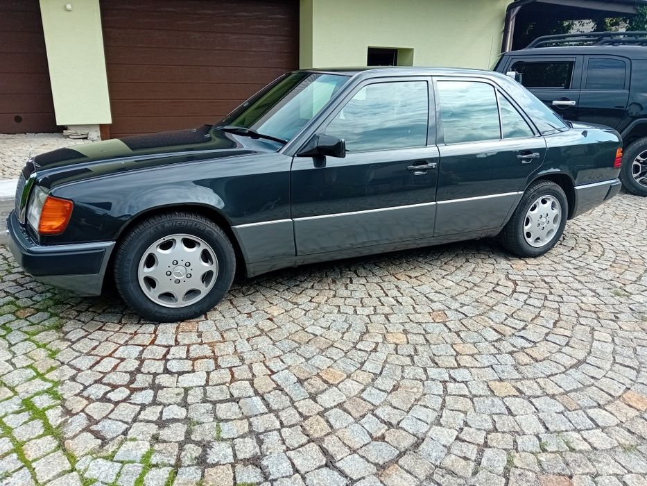 Mercedes W 124 cały w oryginale