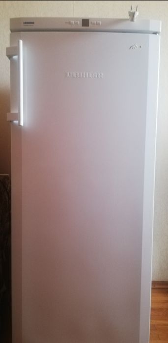 Морозильна камера Liebherr GN 2323 No Frost. 6 ящиків.