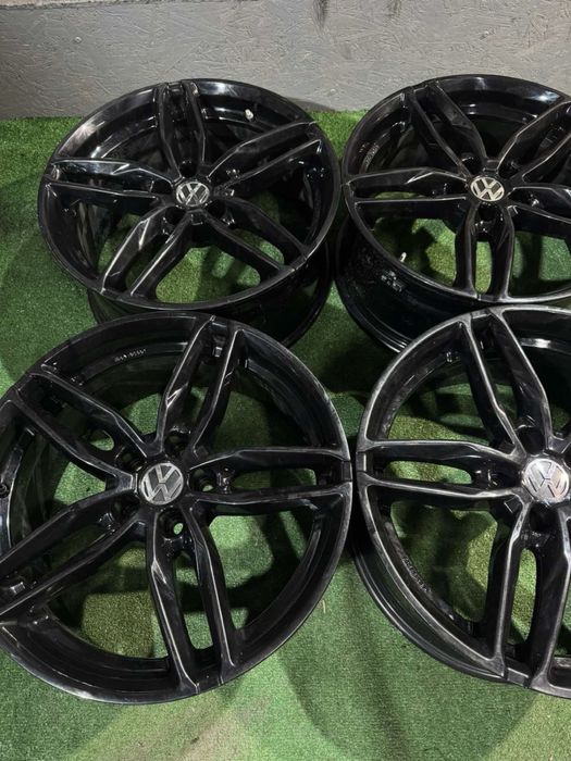 Диски Volkswagen Audi Skoda 5:112r19 комплект  диски оригінал б/у