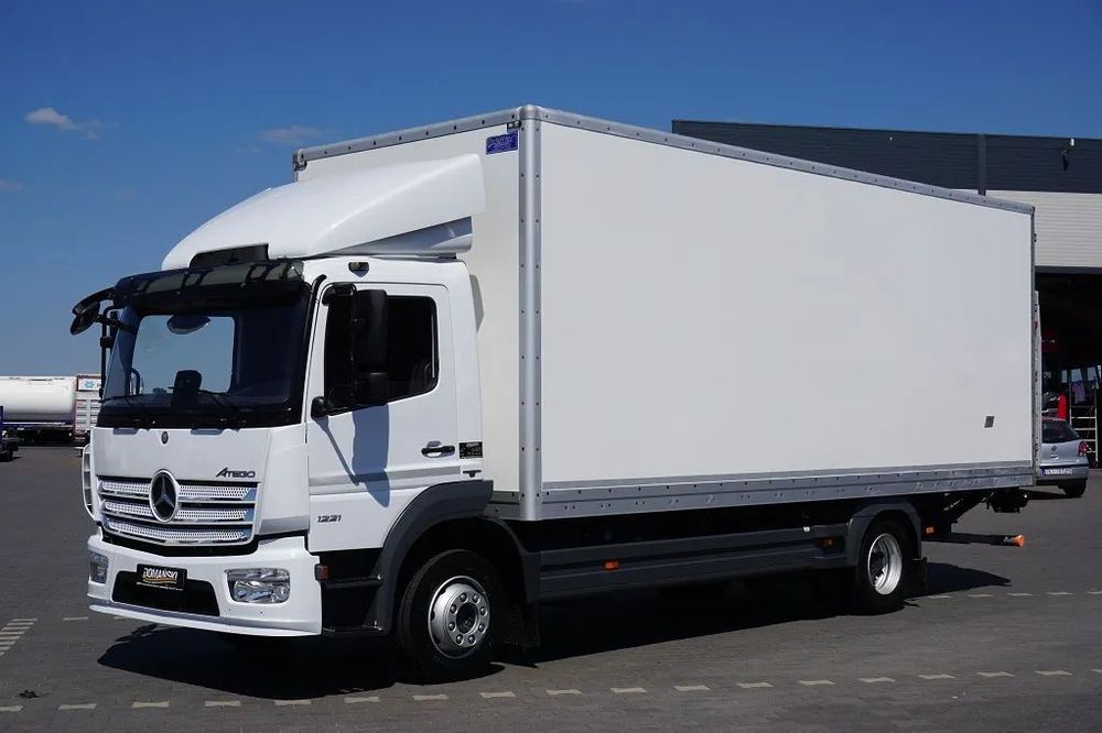 Mercedes-Benz ATEGO / 1221 / ACC / EURO 6 / KONTENER  + WINDA / 17 PALET