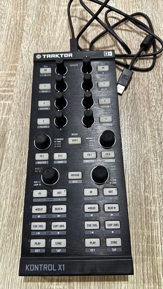 Traktor Kontrol X1 mk1