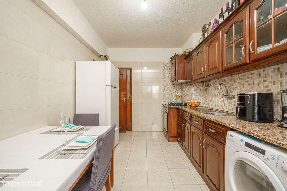 Apartamento T3 Para Venda, Em São Sebastião,  Em Setúbal