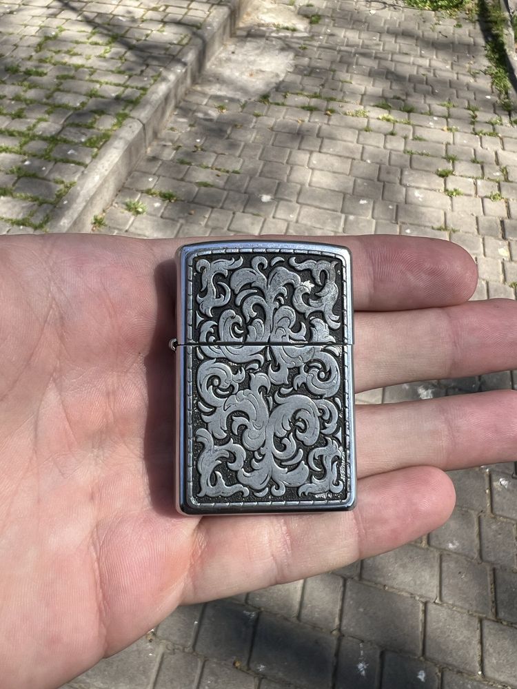 Зажигалка Zippo 2003 винтаж