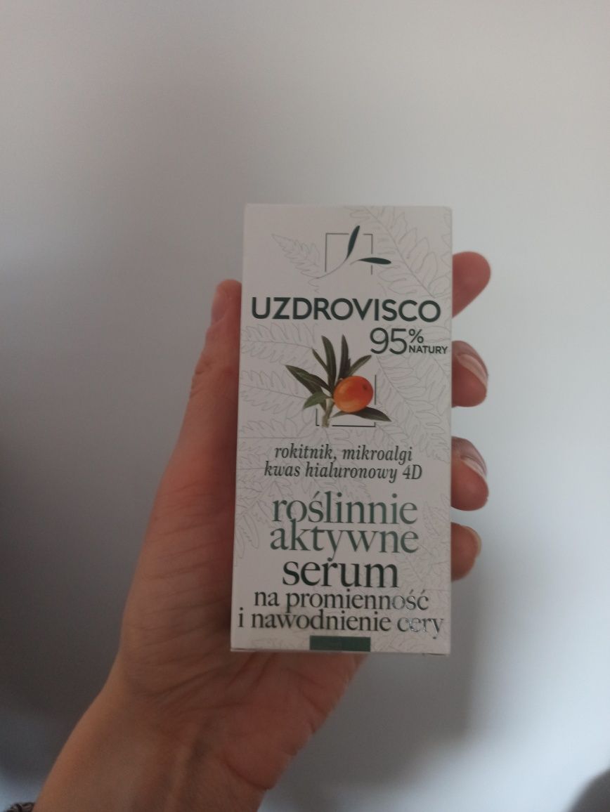 Uzdrovisco- serum  a promień mość i nawodnienie cery