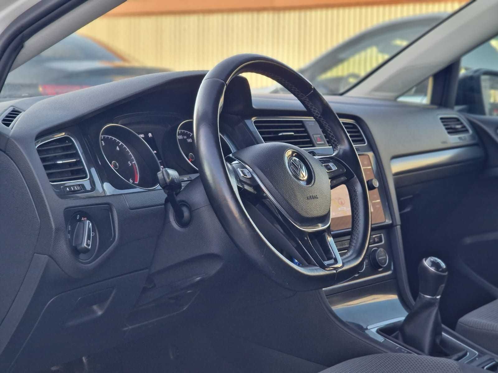 VOLKSWAGEN GOLF 7.5 1.6TDI 116CV "LOOK GTI"