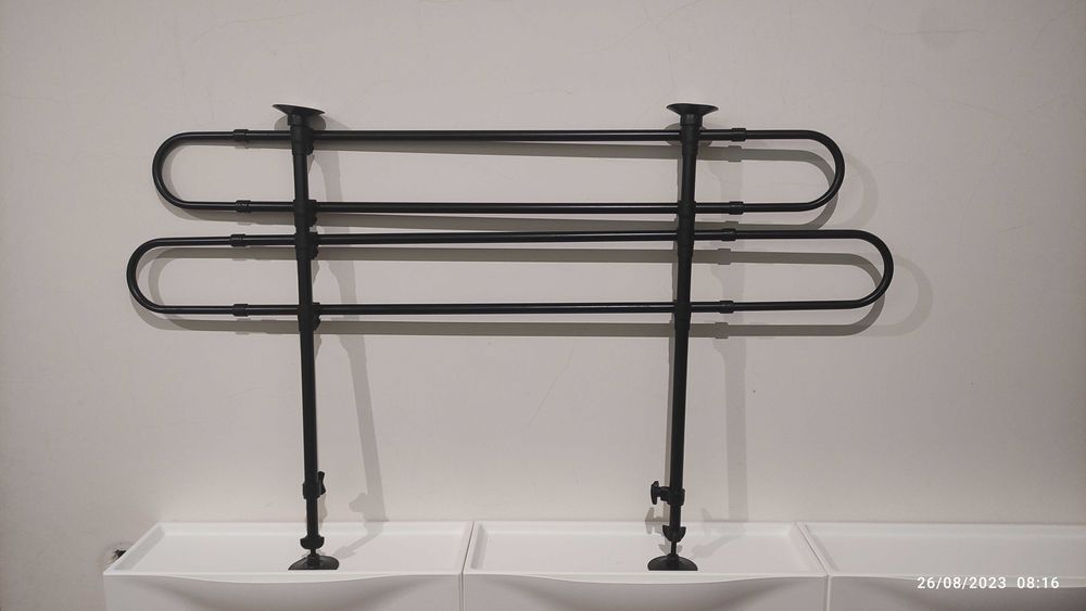 Grelha de separação para automóvel