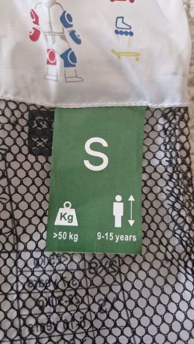 Capacete + Joelheiras + Cotoveleiras