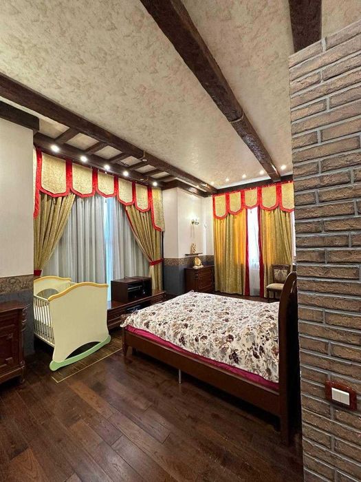 Продается особняк в  коттеджном поселке Совиньон