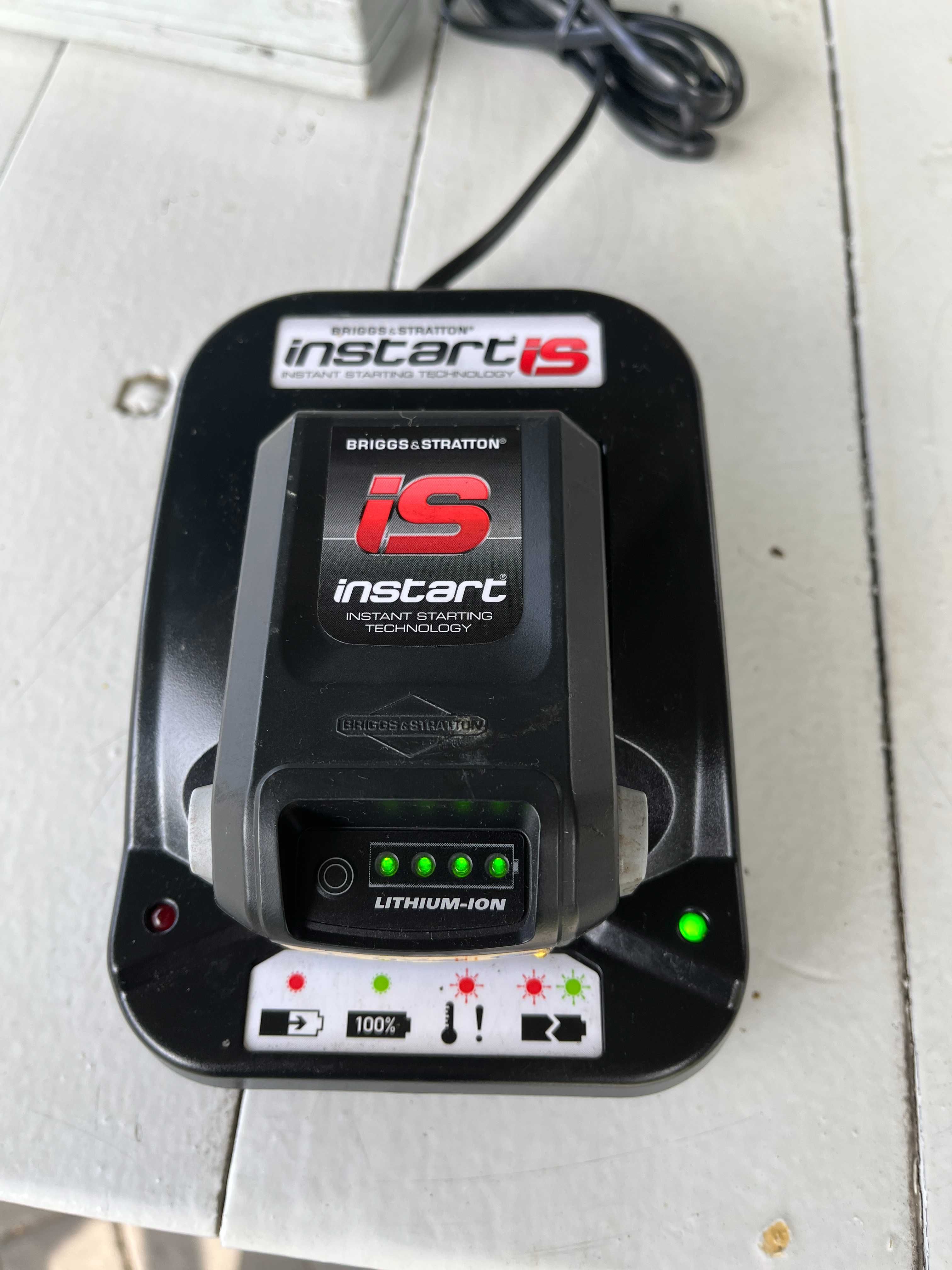 Akumulator instart BRIGGS & STRATTON.