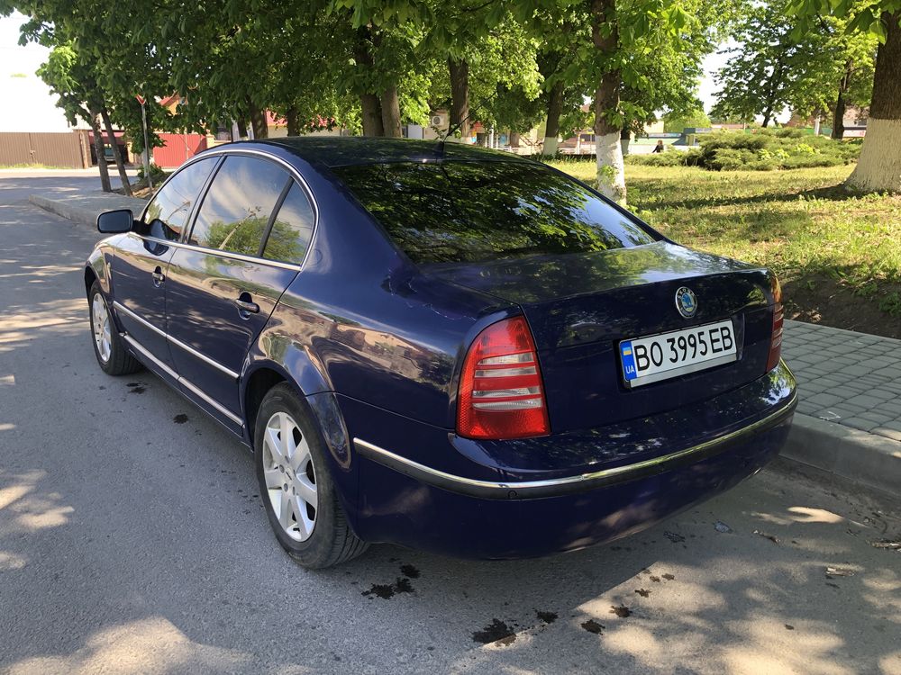 Skoda  superb   2,5 tdi