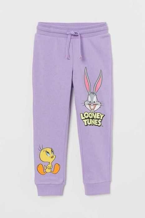 Cudny zestaw:) dresowe spodnie Looney Tunes zapinany sweterek 104/110