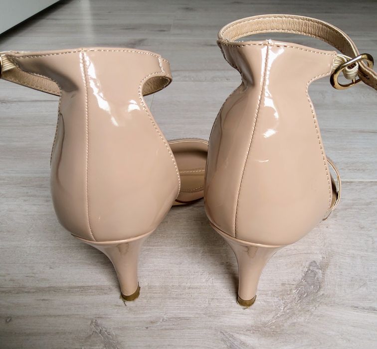 Sandałki nude, 39, stan jak nowe CCC