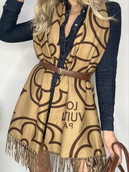 Popularny szalik z kaszmiru w stylu L V