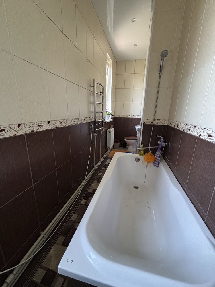 Продается 2 комнатная квартира. Автономное отоплние. Гараж. Славянск