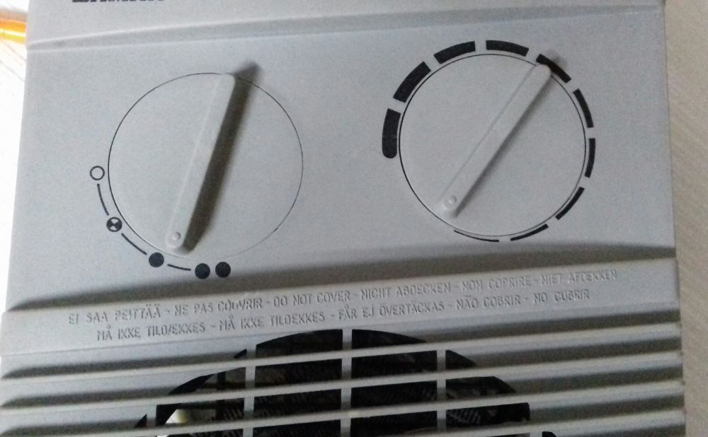 Termo-ventilador em bom estado de funcionamento e conservação