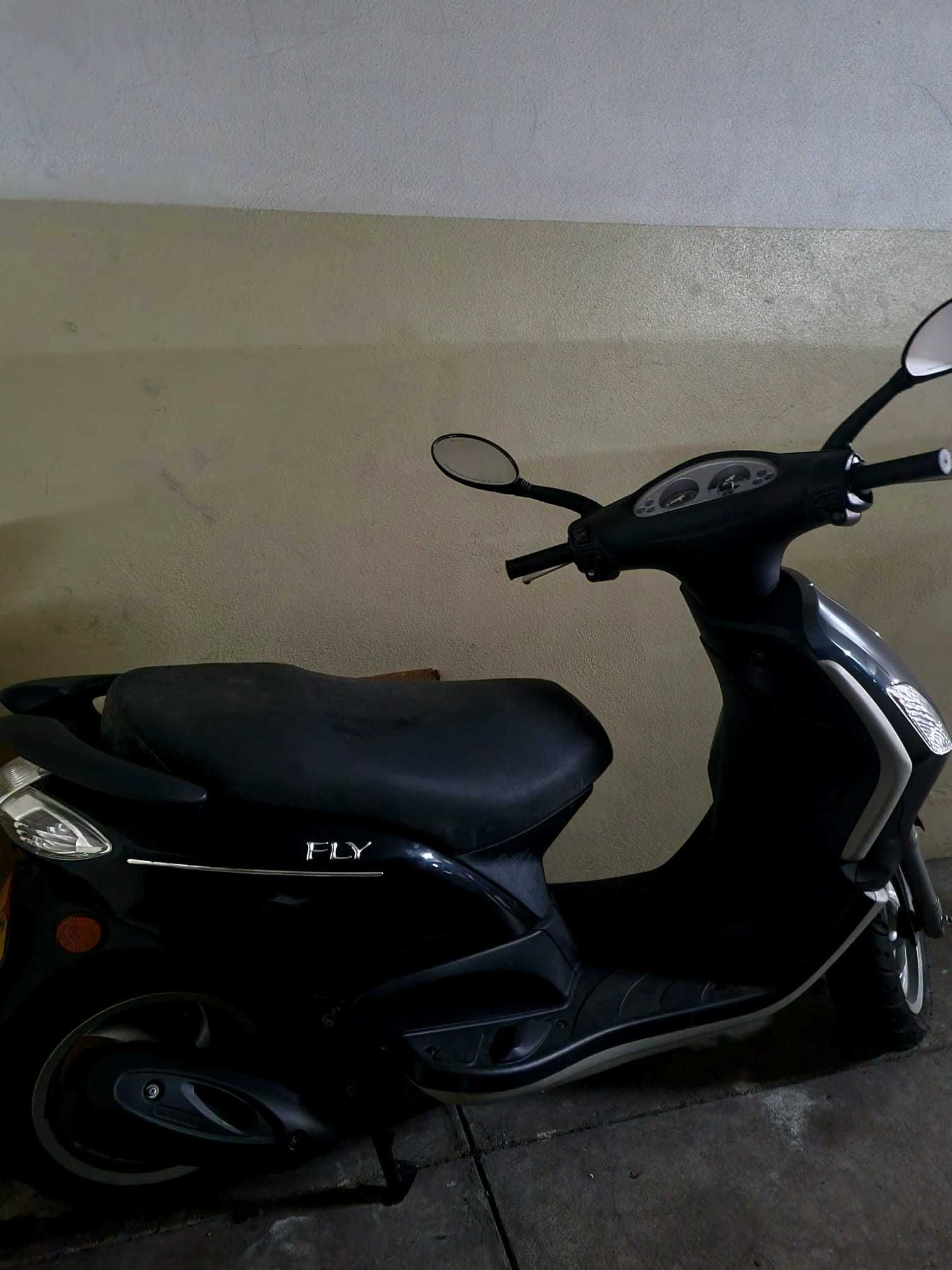 Scooter Piaggio Fly