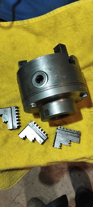 Токарный патрон 125 мм.