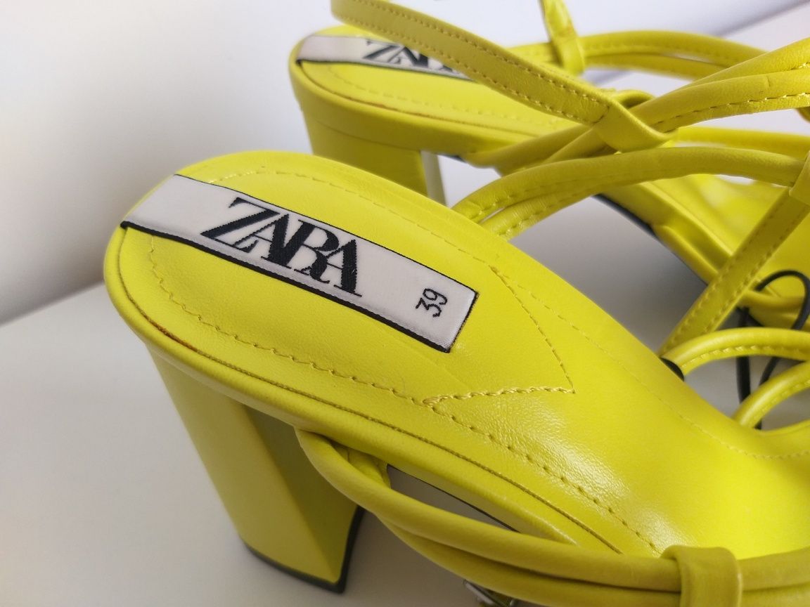 ZARA sandały na obcasie 39 żółte nowe sandałki z węzłami