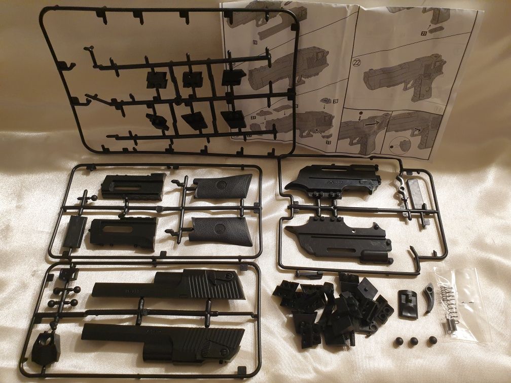 Pistola Desert Eagle para montar