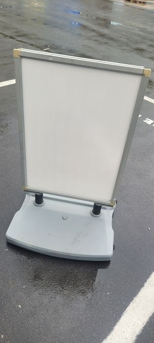 Potykacz reklamowy B2 dwustronny na wodę