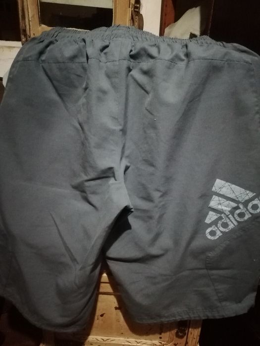 Calções ADIDAS  originais novos tamanho M
