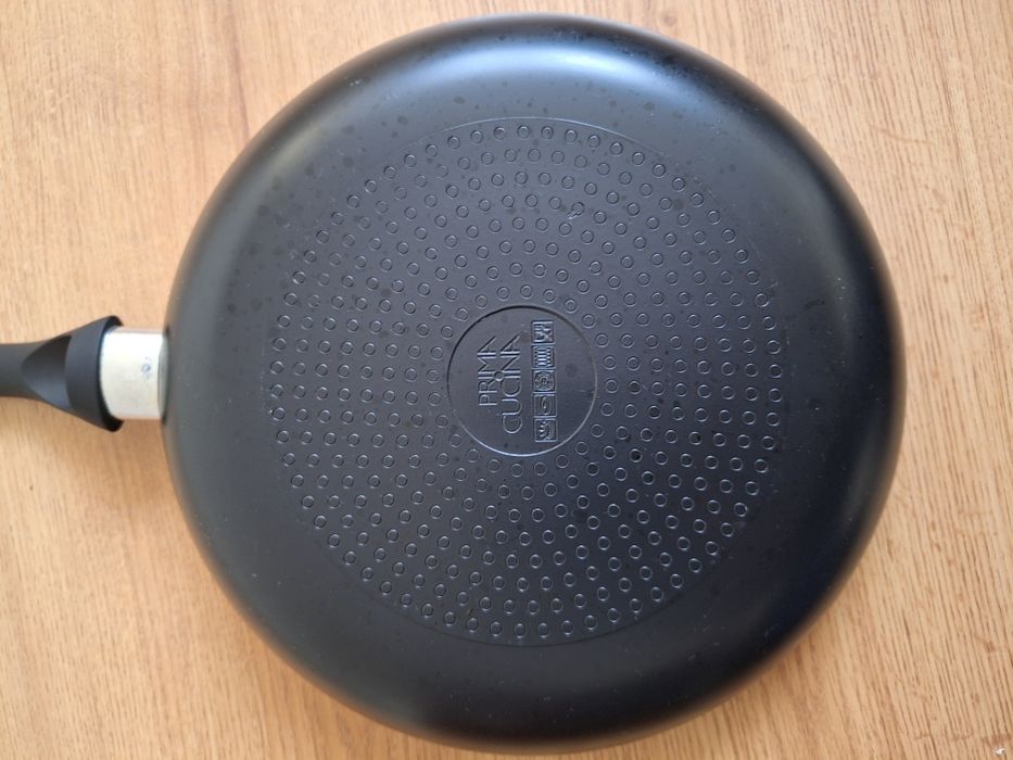 Patelnia primacucina  nowa nie używana