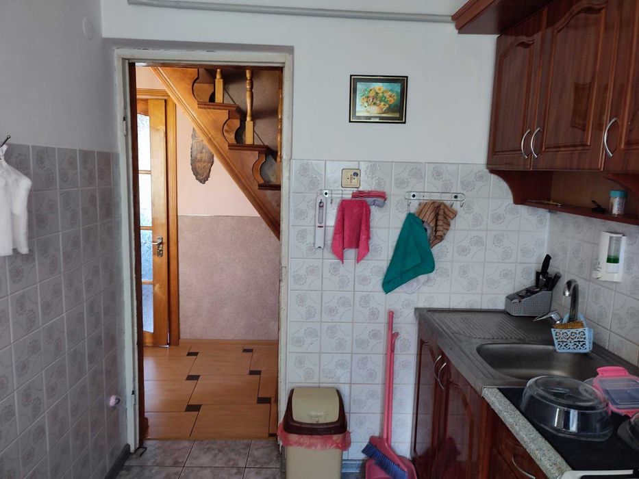 продається будинок