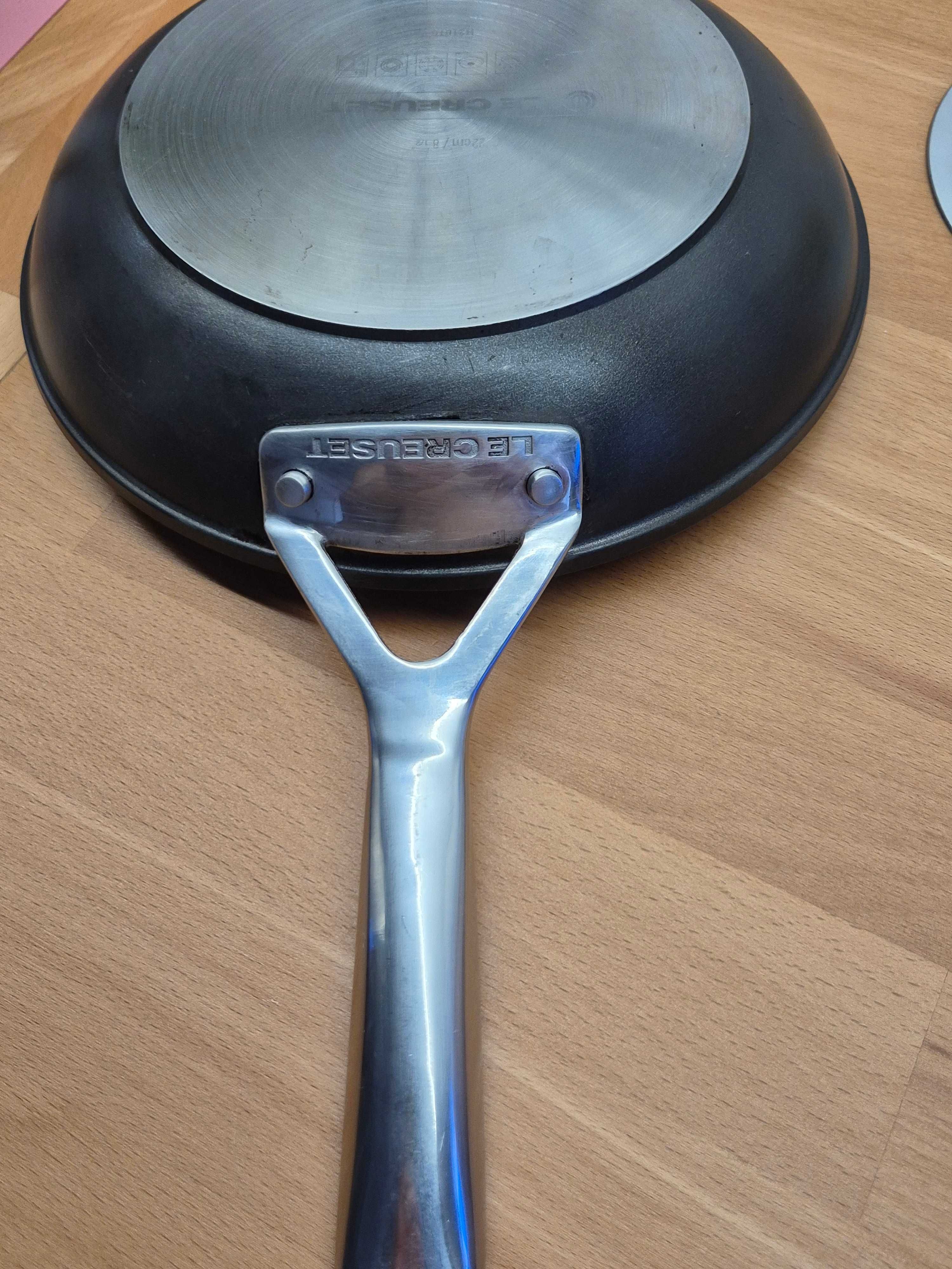 Patelnia nieprzywierająca Le Creuset 22 cm kuta