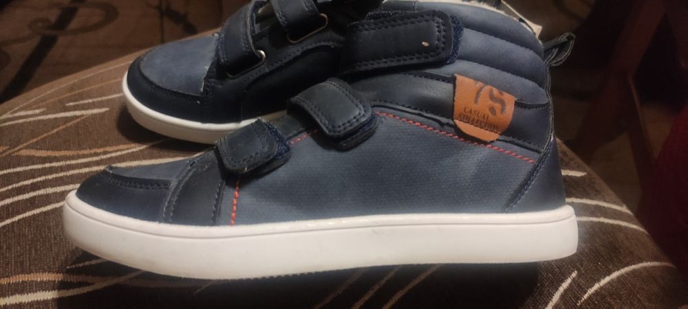 Chłopięce buty zimowe, r 34