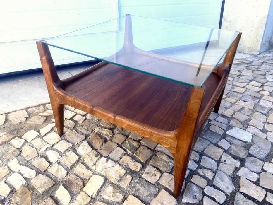 Mesa olaio vintage 55comp x 55prof x 40alt.