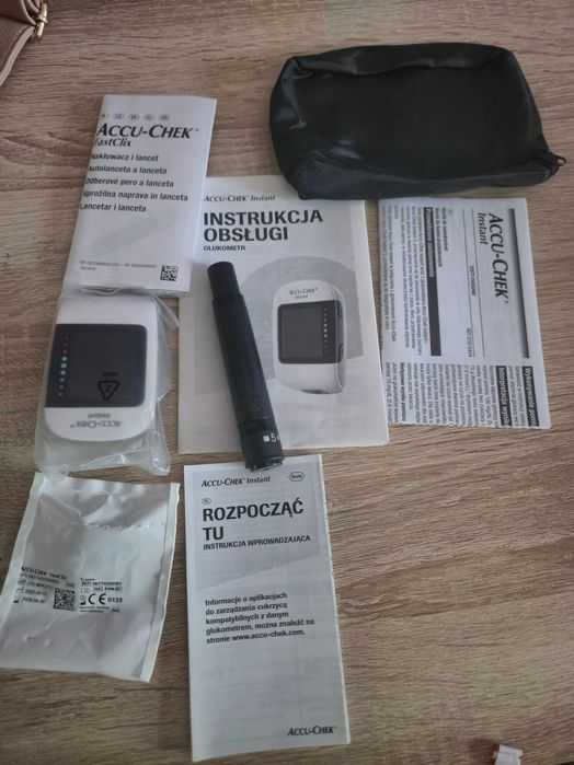 Sprzedam ACCU-CHEK instant glukometr