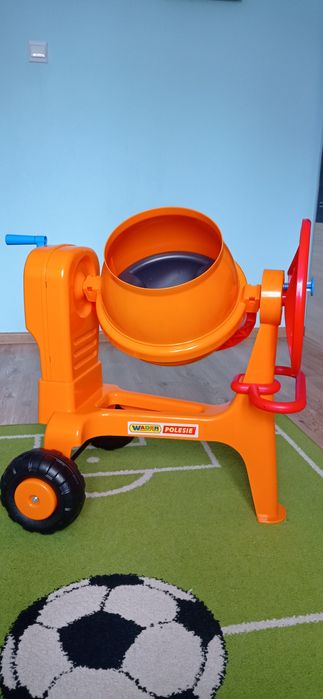 Betoniarka gigant Wader