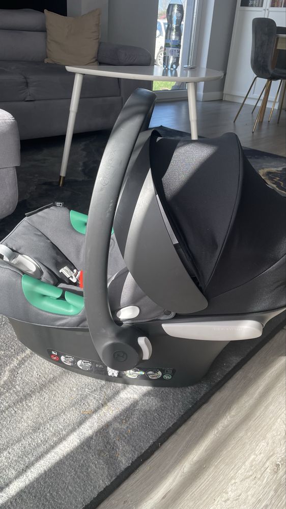 Fotelik Cybex + baza