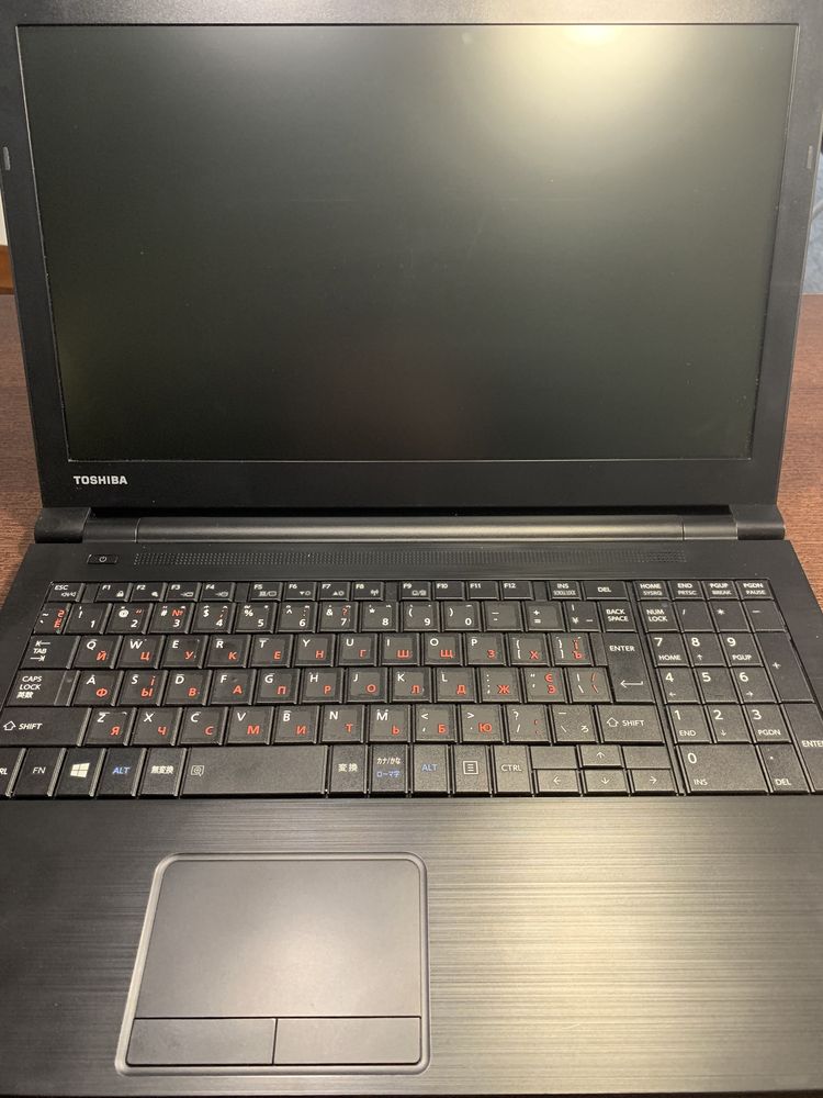 Ноутбук toshiba dynabook b35/y