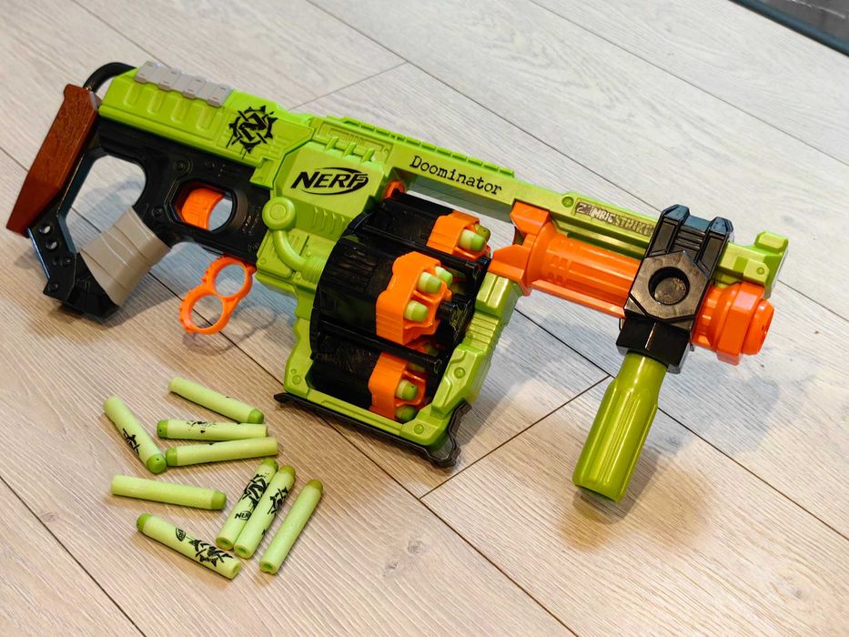 Бластер Nerf Zombie Strike Doominator (на -24 пулі) +патрони