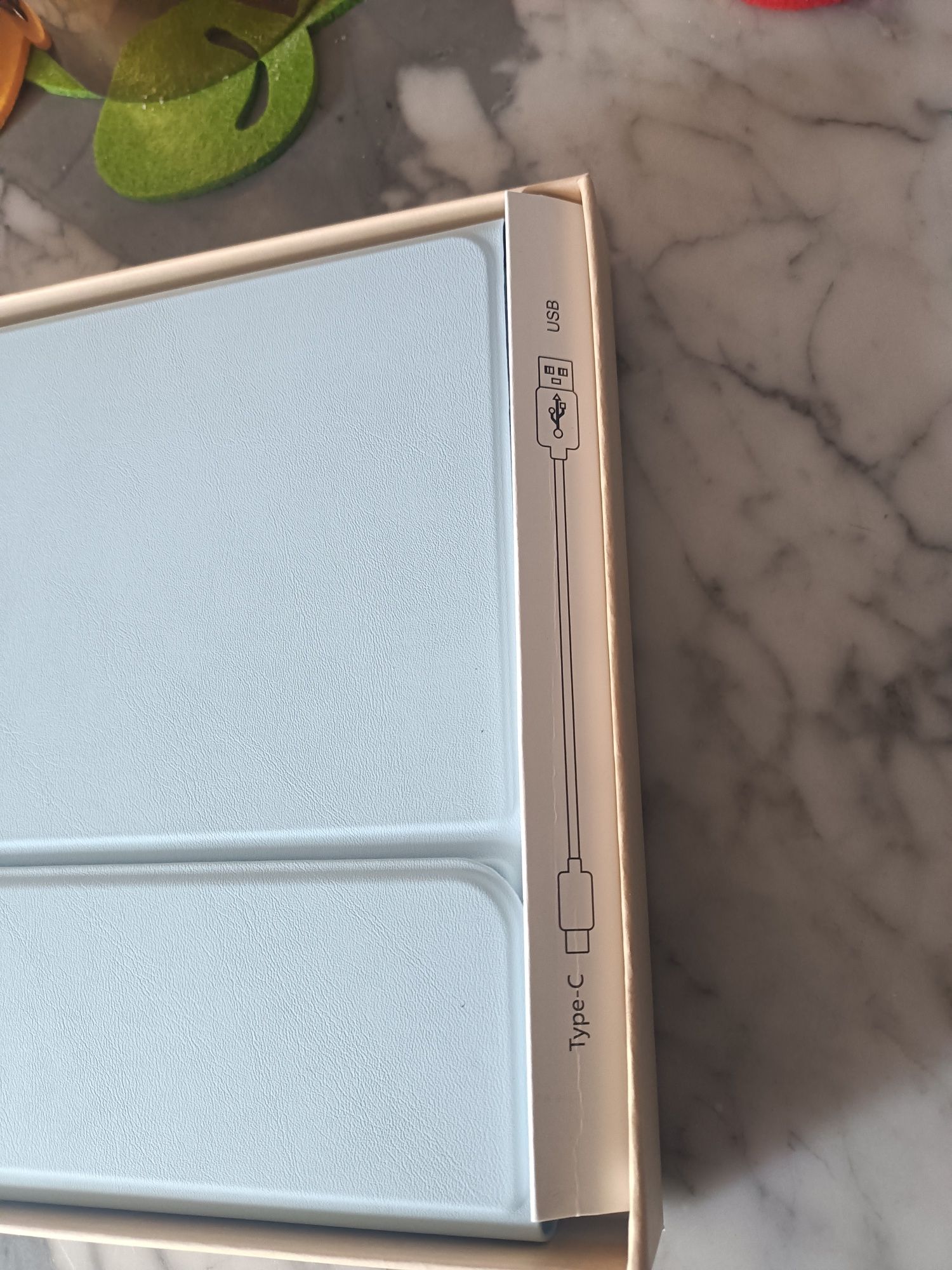 Etui z klawiaturą Qwerty do tabletów iPad 10.2 9 Gen 2021/zo