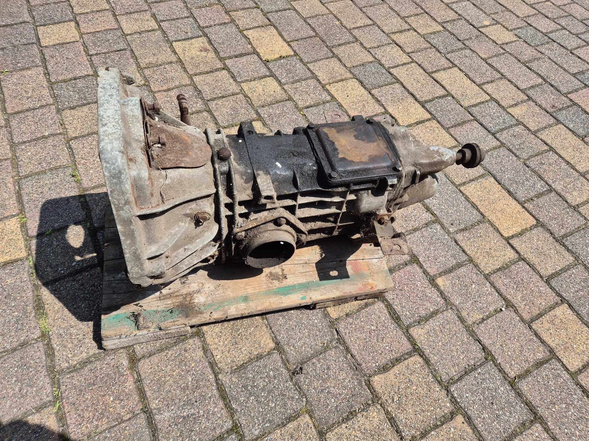 Zastava 750 Fiat 600 silnik skrzynia biegów