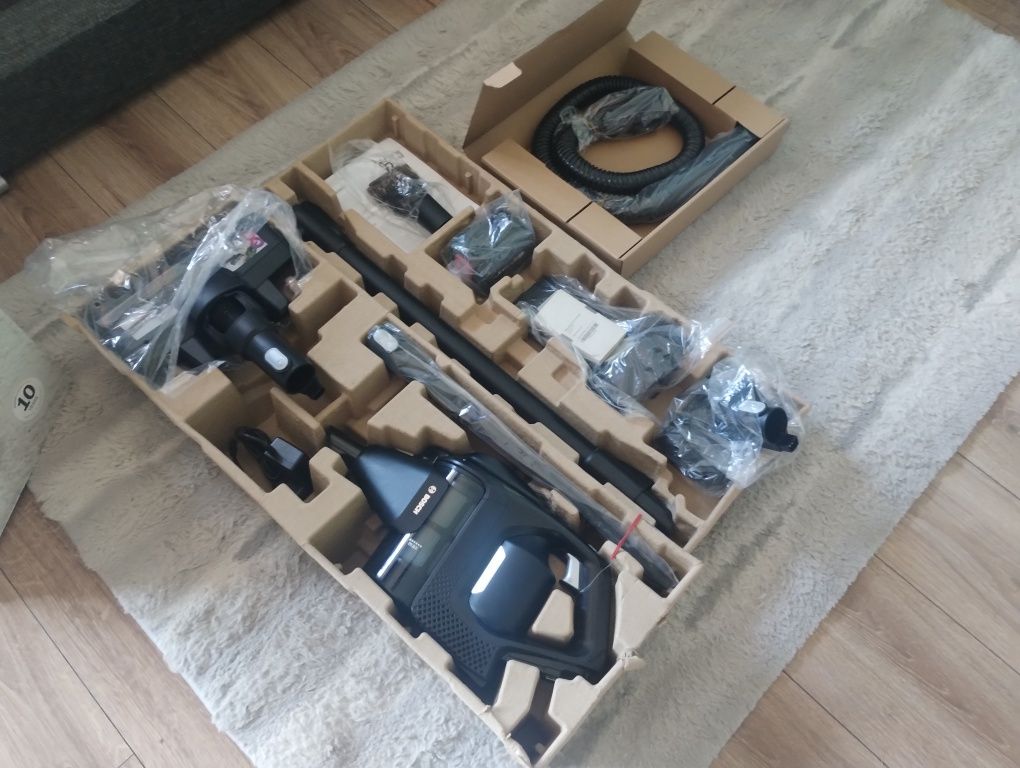 Nowy odkurzacz bezprzewodowy Bosch Unlimited 8 Gen2 ProPower ,okazja.